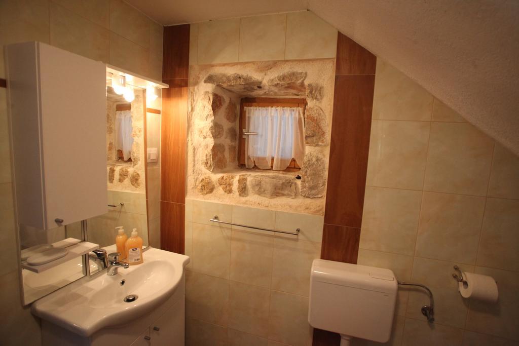 Holiday Home Rasopas マリンスカ エクステリア 写真