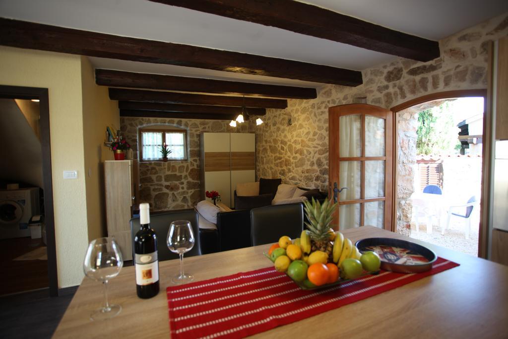 Holiday Home Rasopas マリンスカ エクステリア 写真
