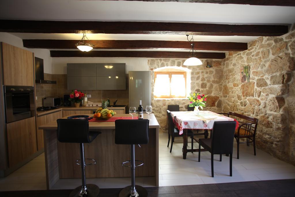 Holiday Home Rasopas マリンスカ エクステリア 写真