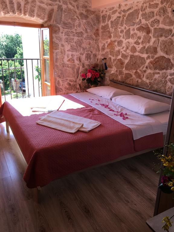 Holiday Home Rasopas マリンスカ エクステリア 写真