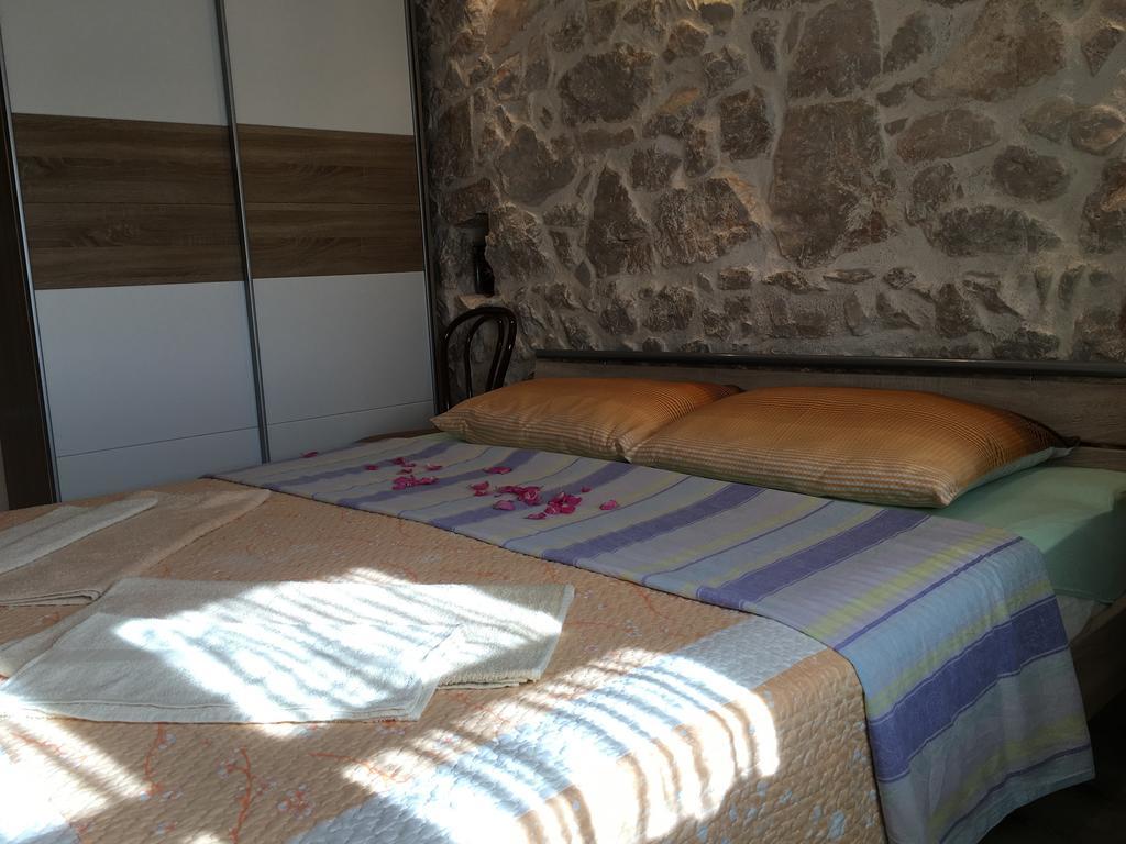 Holiday Home Rasopas マリンスカ エクステリア 写真